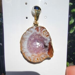 NEW 1.05" x 0.91" GOLD PLATED COPPER AGATE AMETHYST PENDANT